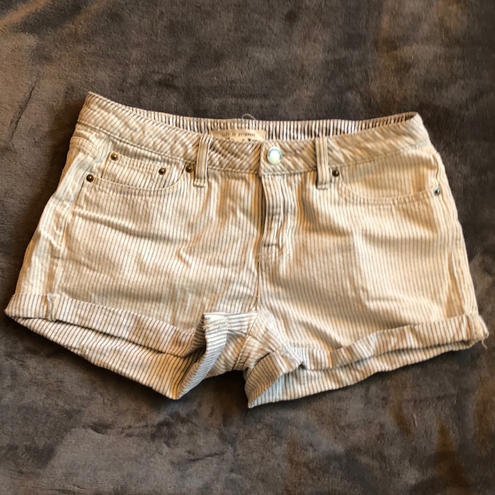 Stripped shorts